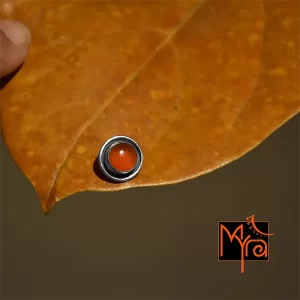 The Round Carnelian Stone Nosepin