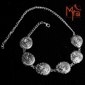 Teardrop Shaped Garden Pattern Metal Choker : Silver