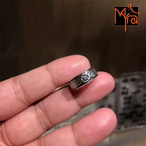 Abstract Dotted Toe Ring