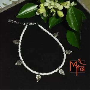 Glass Beaded Anklet with Leaf Charms : White